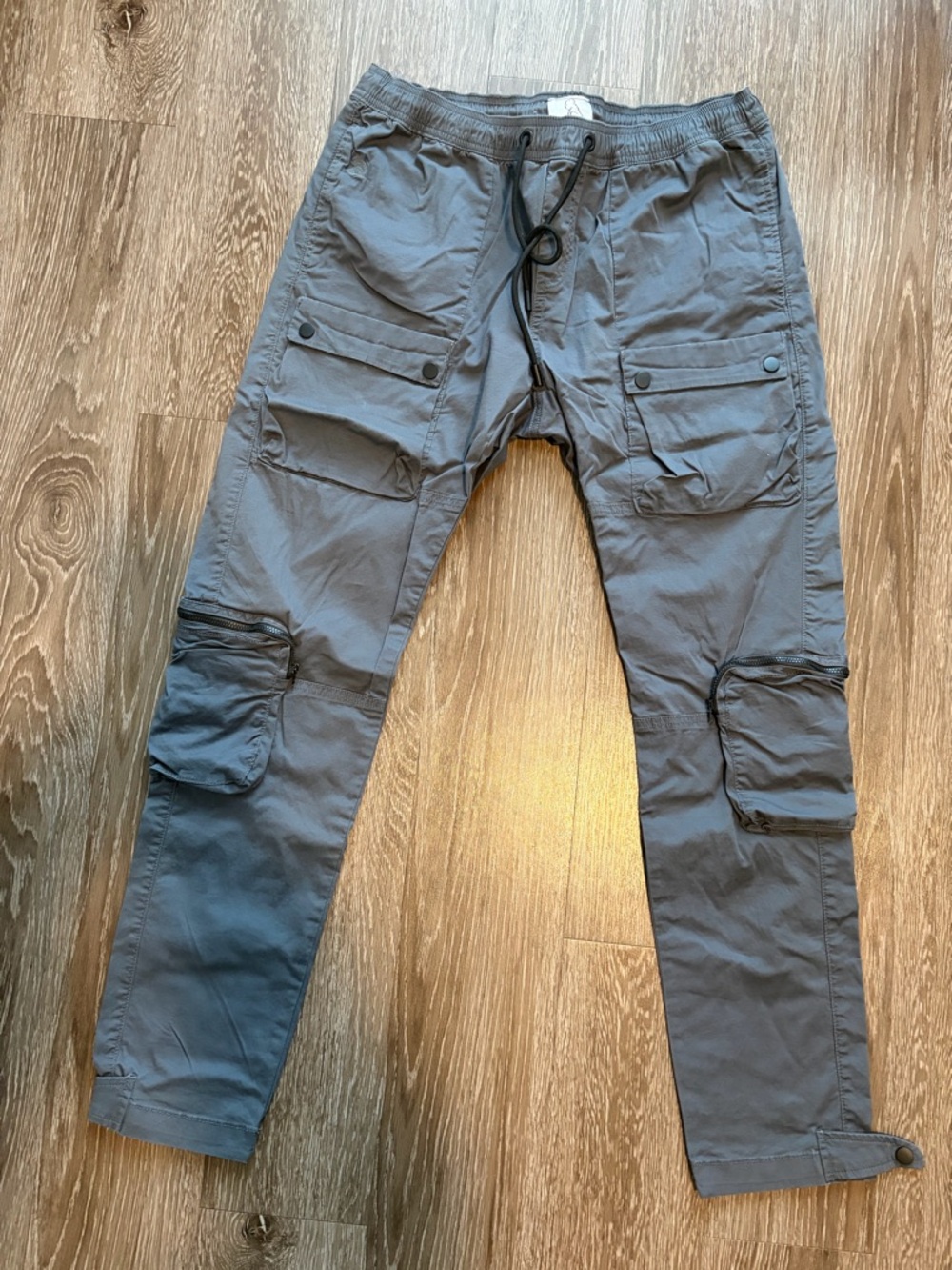 Kuwalla Men's Gray Utility Cargo Jogger Pants